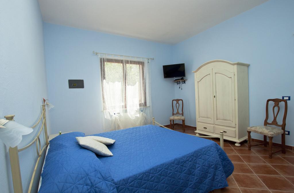 Le Camere Di Nonna Mara Montescudaio Habitación foto